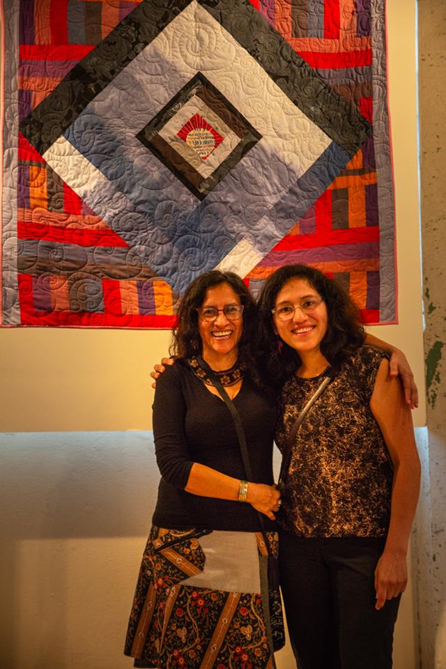 Dra. Marisol Patiño (izquierda) Sánchez y Priscilla Carrión, artista (derecha).