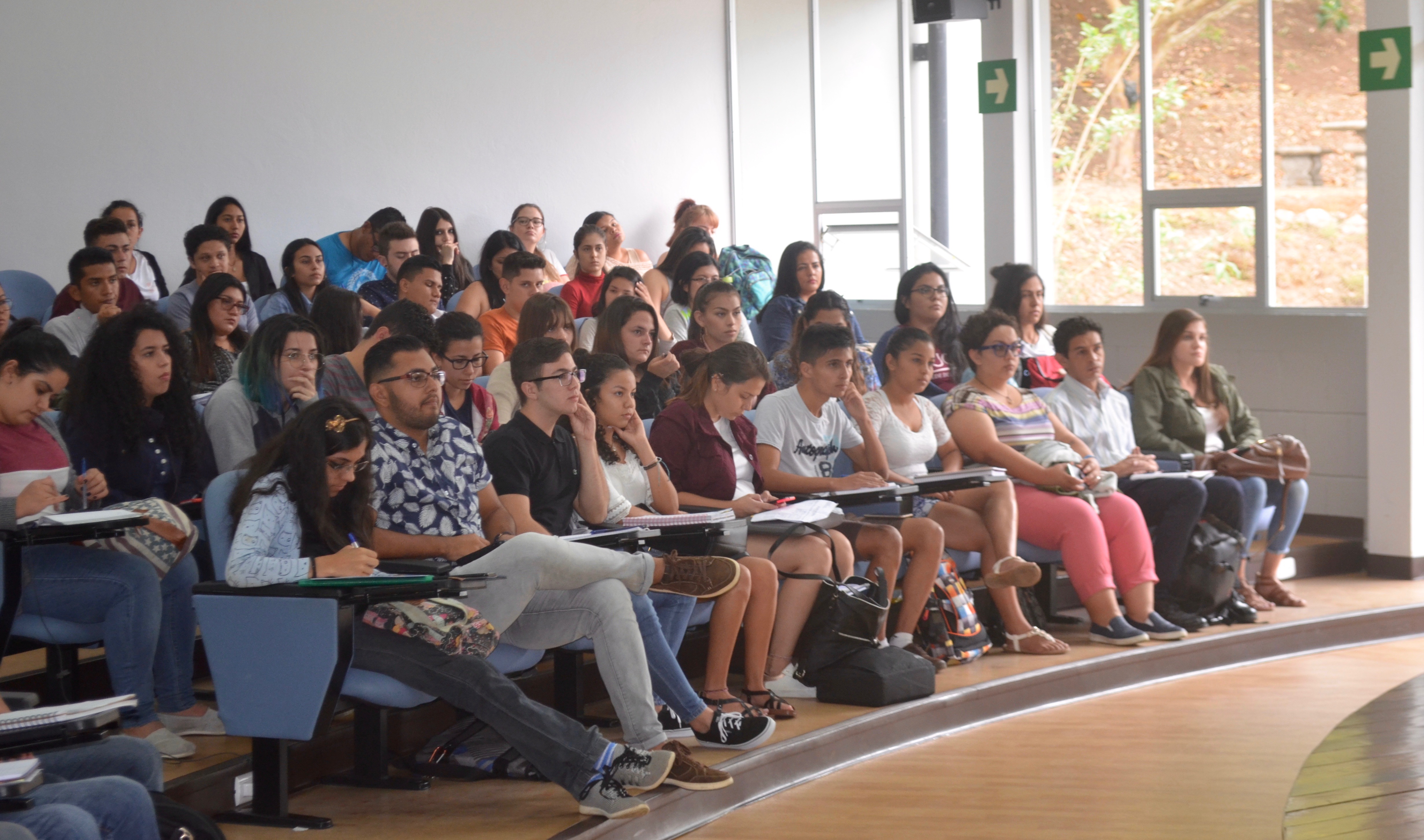 Público participante; Auditorio, Sede de Occidente.