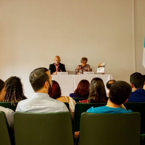 Dr. Mauricio Arley Fonseca, Coordinador Comisión Editorial del CIDICER; Dra. Luz Marina Vásquez Carranza, Directora del CIDICER.